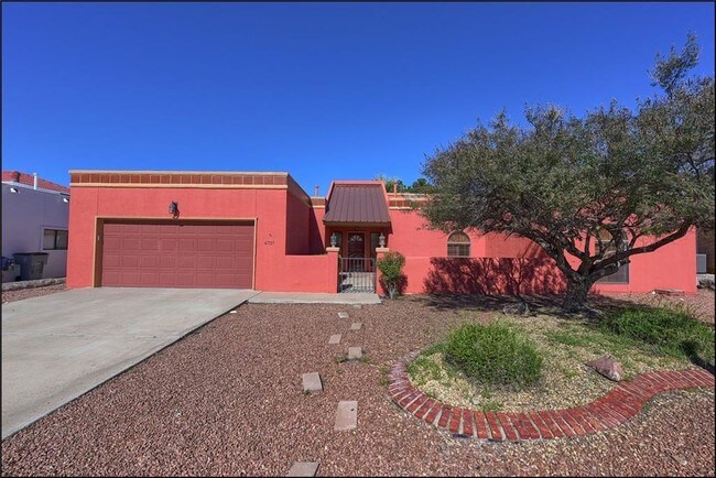 Building Photo - 6737 Brisa Del Mar Dr