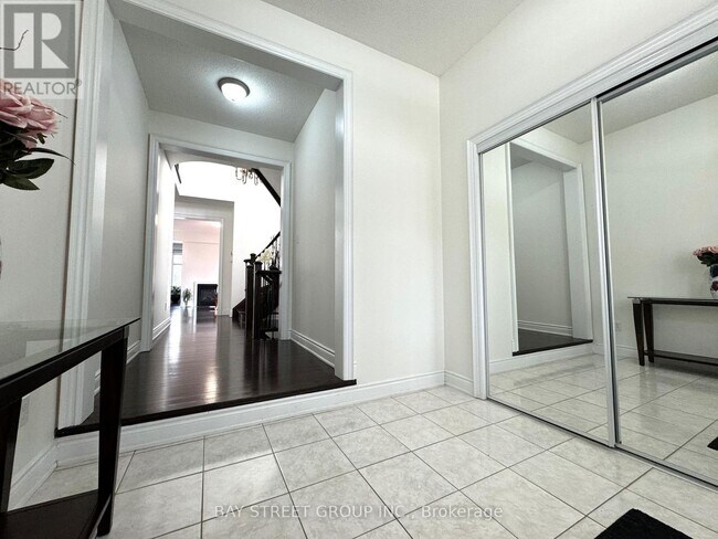 Photo du bâtiment - 89 Beckett Ave