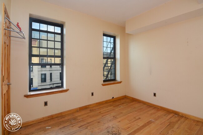 Building Photo - 100 Rogers Ave