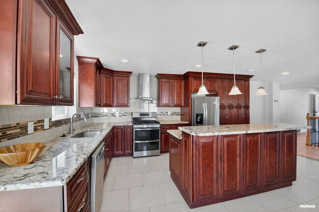 Building Photo - 7882 Elder Cir