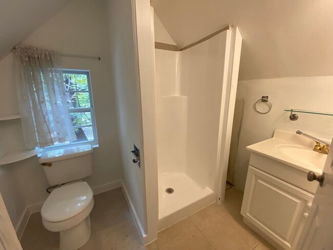 Building Photo - Cute and Cozy 1/1