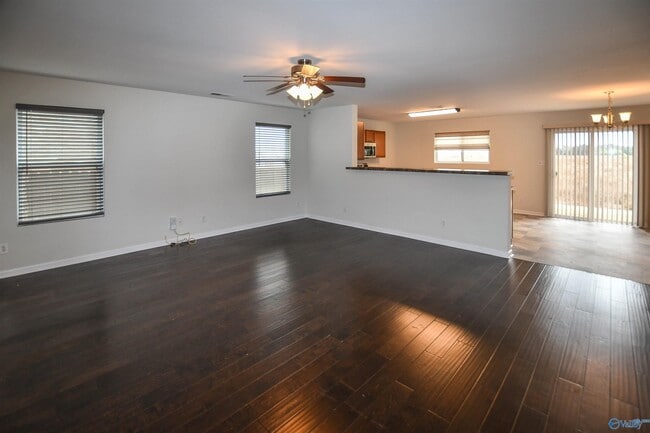 Building Photo - 226 Harold Murphy Dr