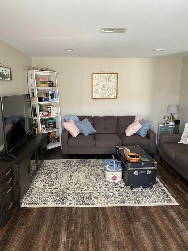 Living Room - 111 Old W Penn Ave