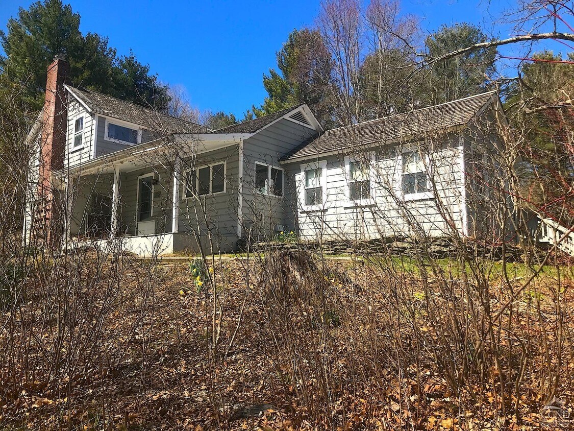 Primary Photo - 286 Manor Rock Rd
