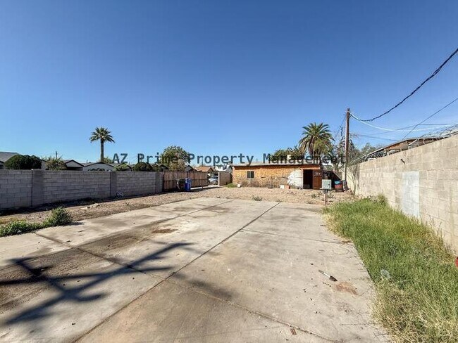 Foto del edificio - 902 N 15th Ave