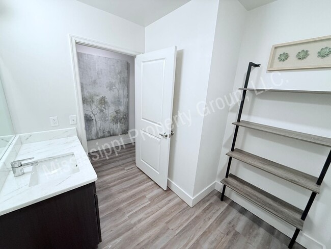 Building Photo - 3BR/3BA For Rent