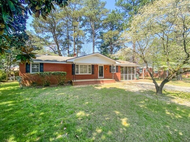 Building Photo - 205 Starhill Ave