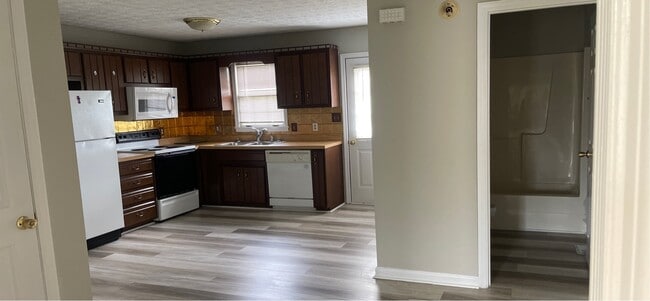 Building Photo - 1051 O'Hara Dr