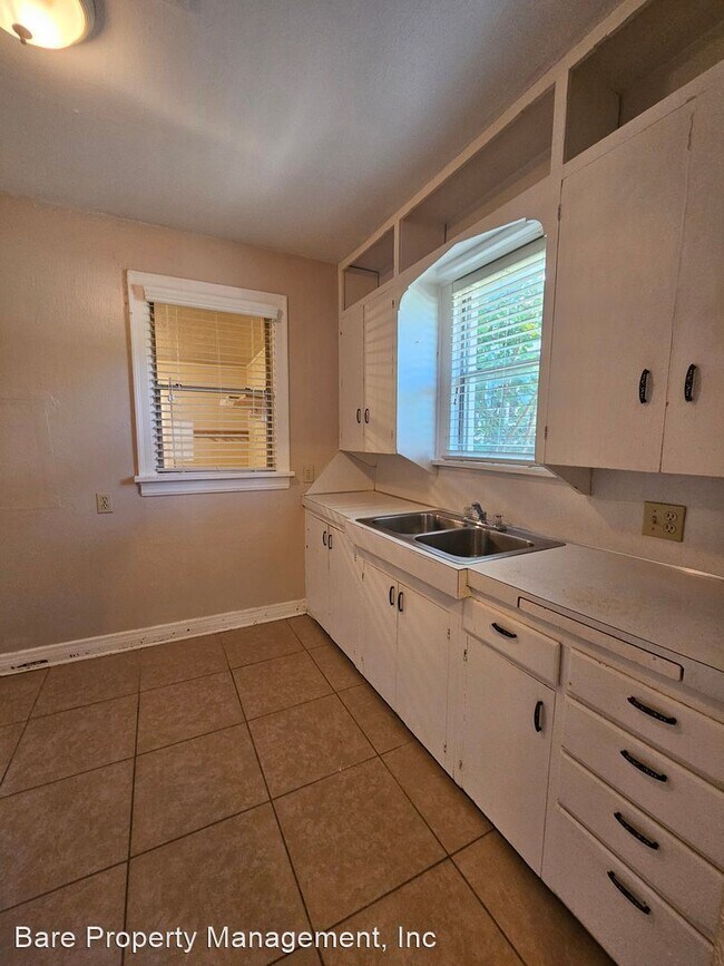 Foto del edificio - 2 br, 1 bath House - 206 W Eufaula