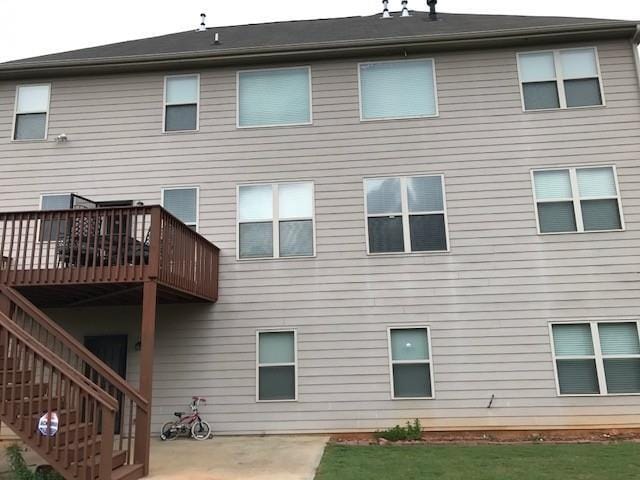 Building Photo - 2145 Manor View