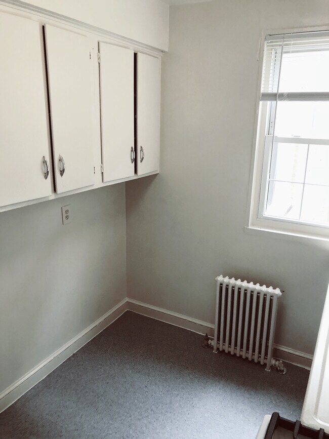 Foto del edificio - 100 Schuyler Rd