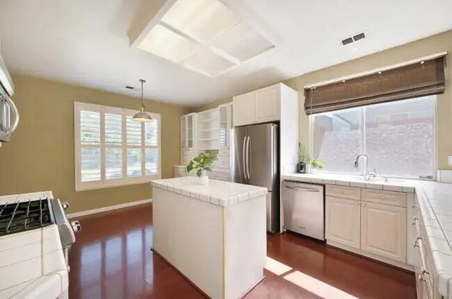 Foto del edificio - 10134 Creek Trail Cir