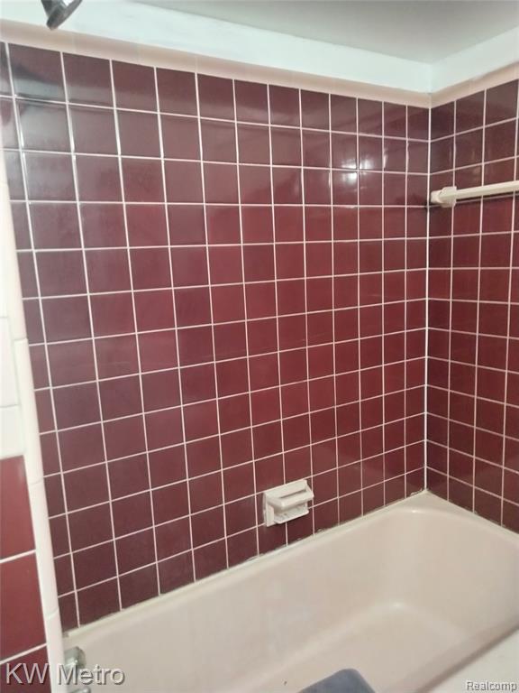 Foto del edificio - 6154 Woodhall St