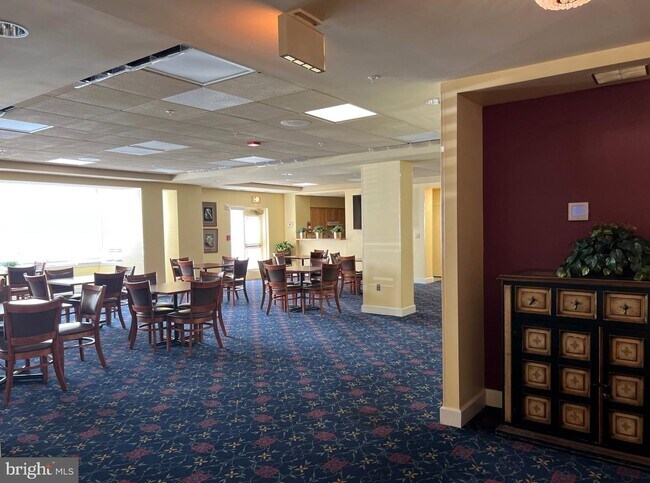 Building Photo - 3005 S Leisure World Blvd
