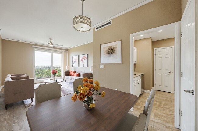 Foto del edificio - 1 Towers Park Ln