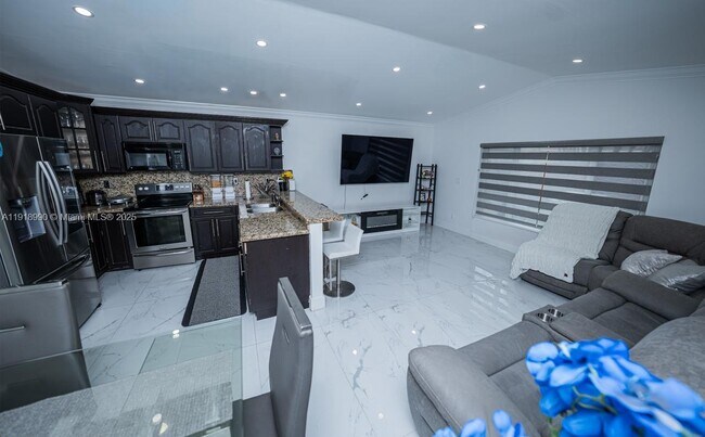 Foto del edificio - 17404 SW 142nd Pl