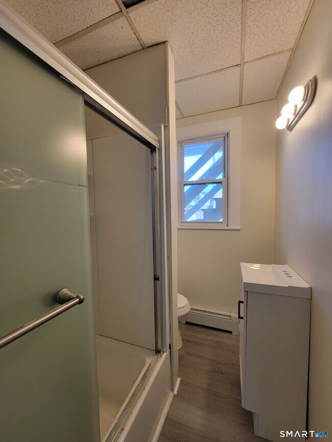 Foto del edificio - 21 Lewiston Ave