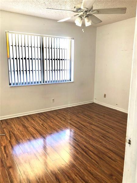 Building Photo - 6575 W Oakland Park Blvd