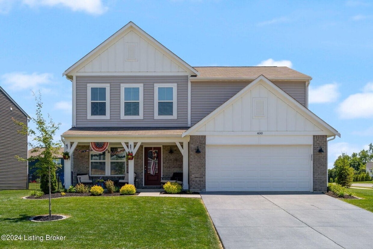 Foto principal - Beautiful Shelbyville Home For Rent