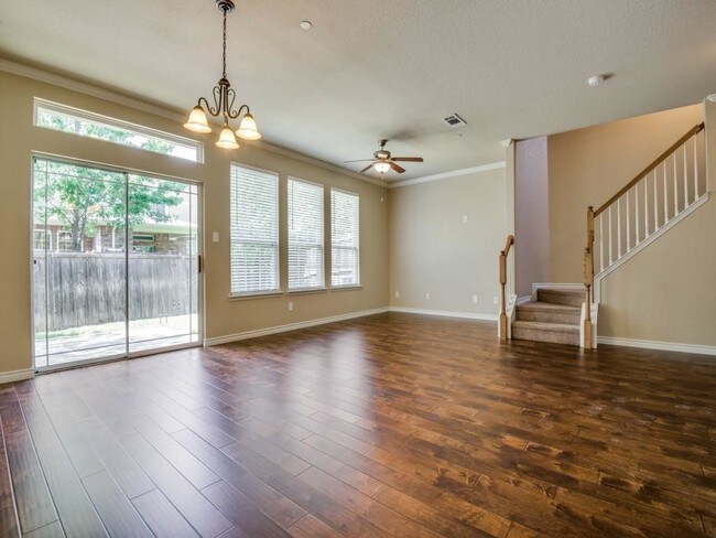 Foto del edificio - 5851 Clearwater Ct