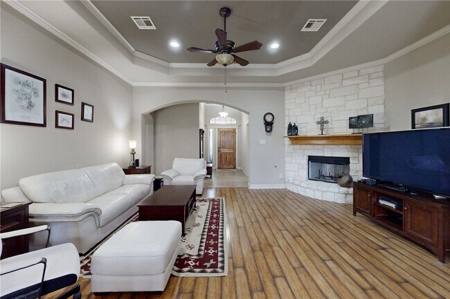 Foto del edificio - 3905 Incourt Ln