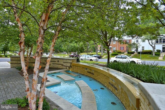 Foto del edificio - 1900 Lyttonsville Rd