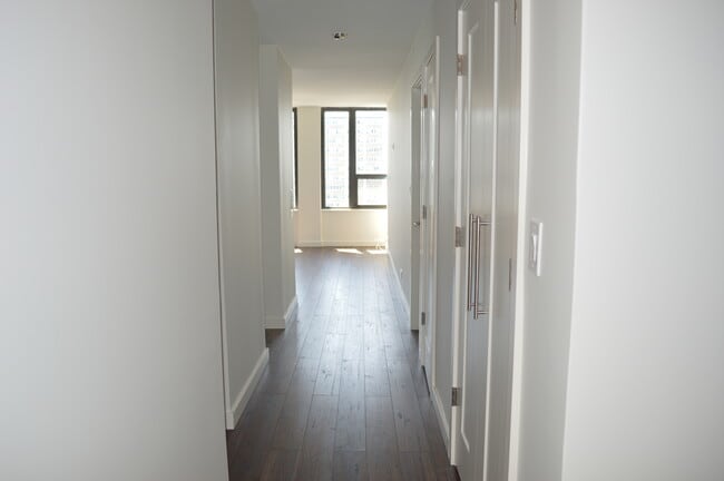 Hallway - 5100 N Marine Dr