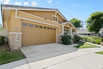 Building Photo - 10895 Sinclare Cir