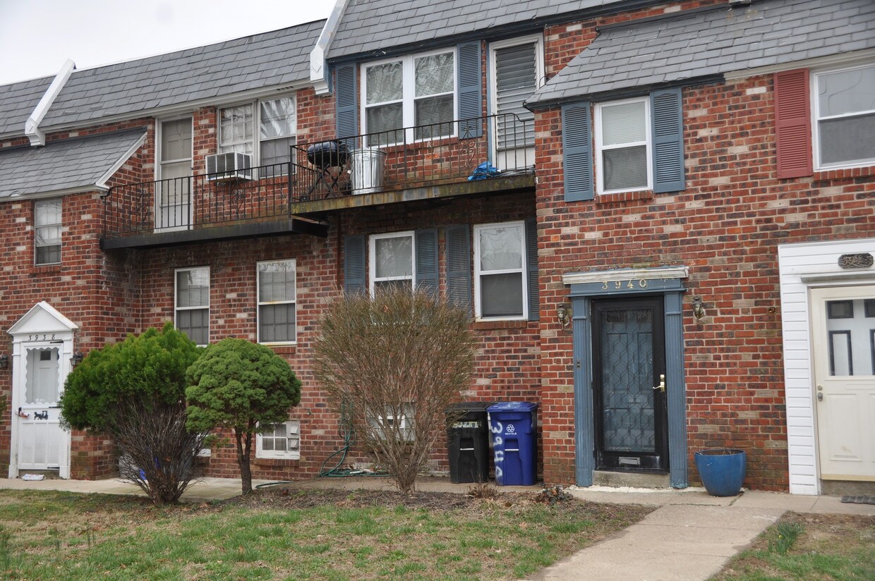 Front - 3940 Lankenau Ave
