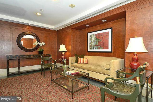 Foto del edificio - 2311 M St NW