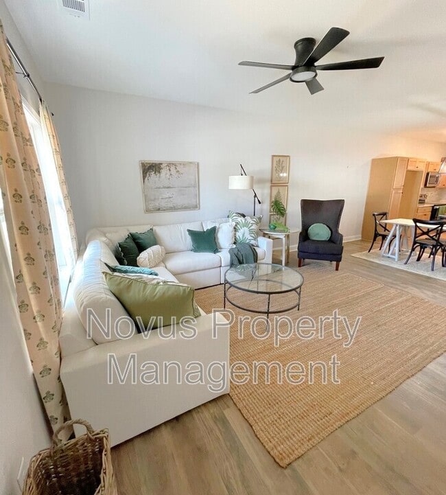 Foto del edificio - 111 Crest Pointe