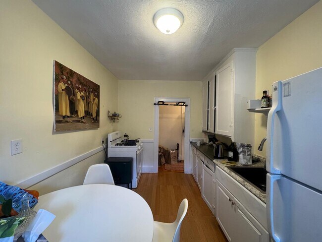 Foto del edificio - 45 Kidder Ave