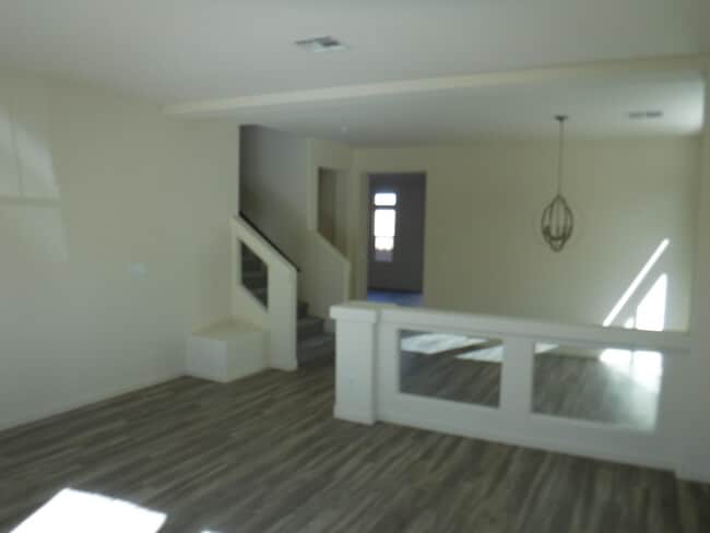 Building Photo - THIS IS A BEAUTIFUL WELL KEPT HOME!