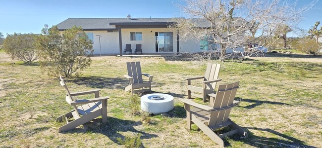 Building Photo - 3739 Inez Ave