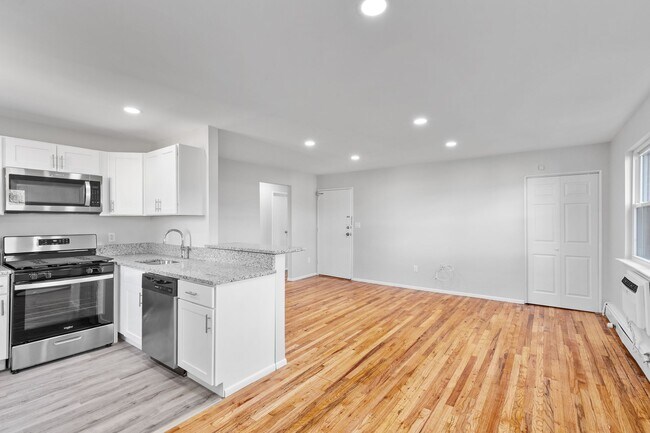 Foto del edificio - Matawan Court Apartments