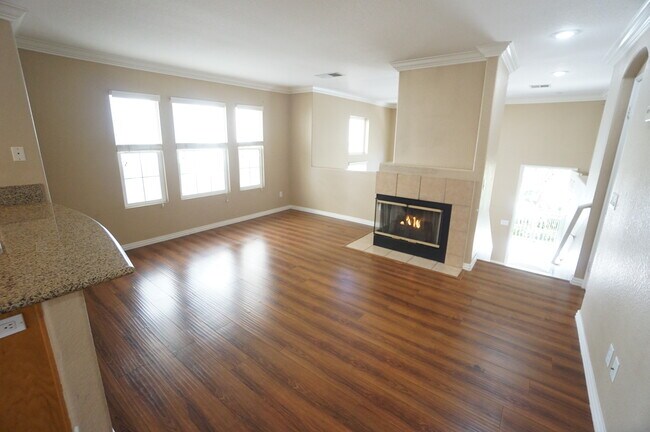 Building Photo - 3816 Mykonos Ln