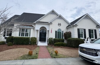 Building Photo - 2115 Ascott Pl