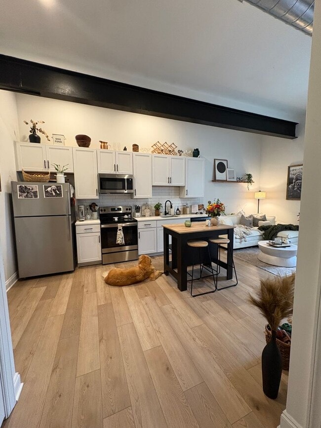 Building Photo - *AVAILABLE 10/10/2025*  New One Bedroom w/...