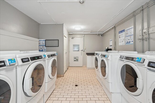 Interior Photo - 435 Grey Street