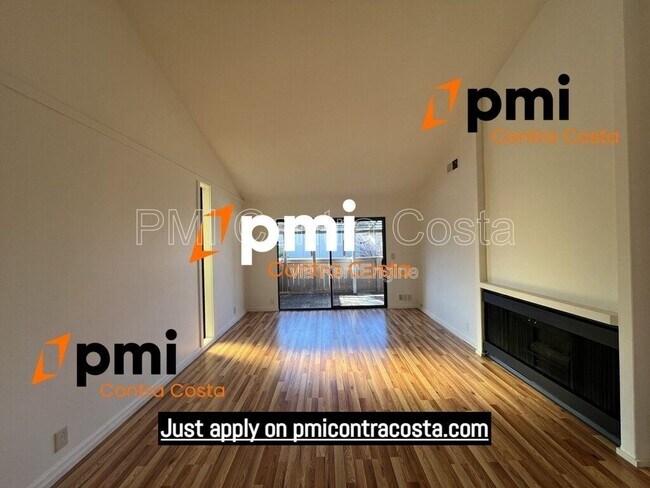 Building Photo - 2650 Jones Rd