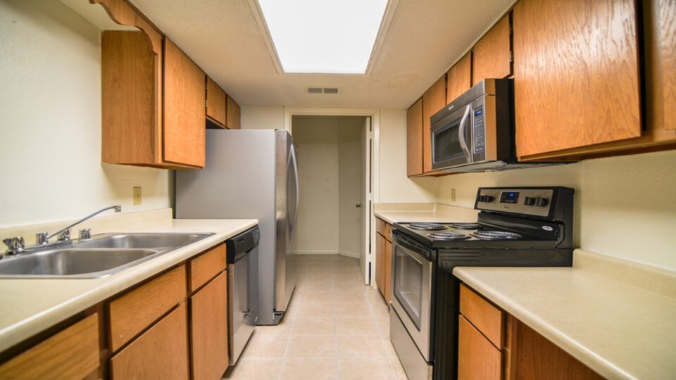 Trinity Place Apartment Homes Rentals Midland, TX