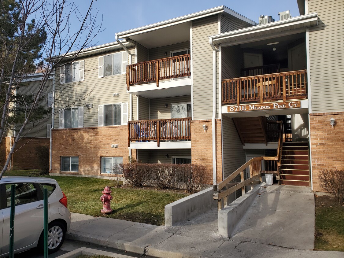 Photo - 871 E Meadow Pine Ct (Salt Lake City, UT)