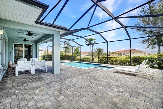Foto del edificio - 2369 Tangerine Ln