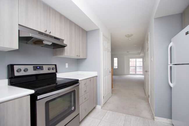 Building Photo - 2398 Chevron Prince Path