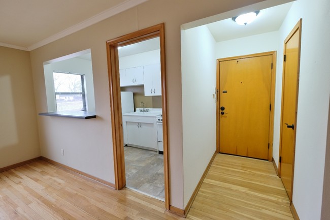 Foto del edificio - Carousel Flats