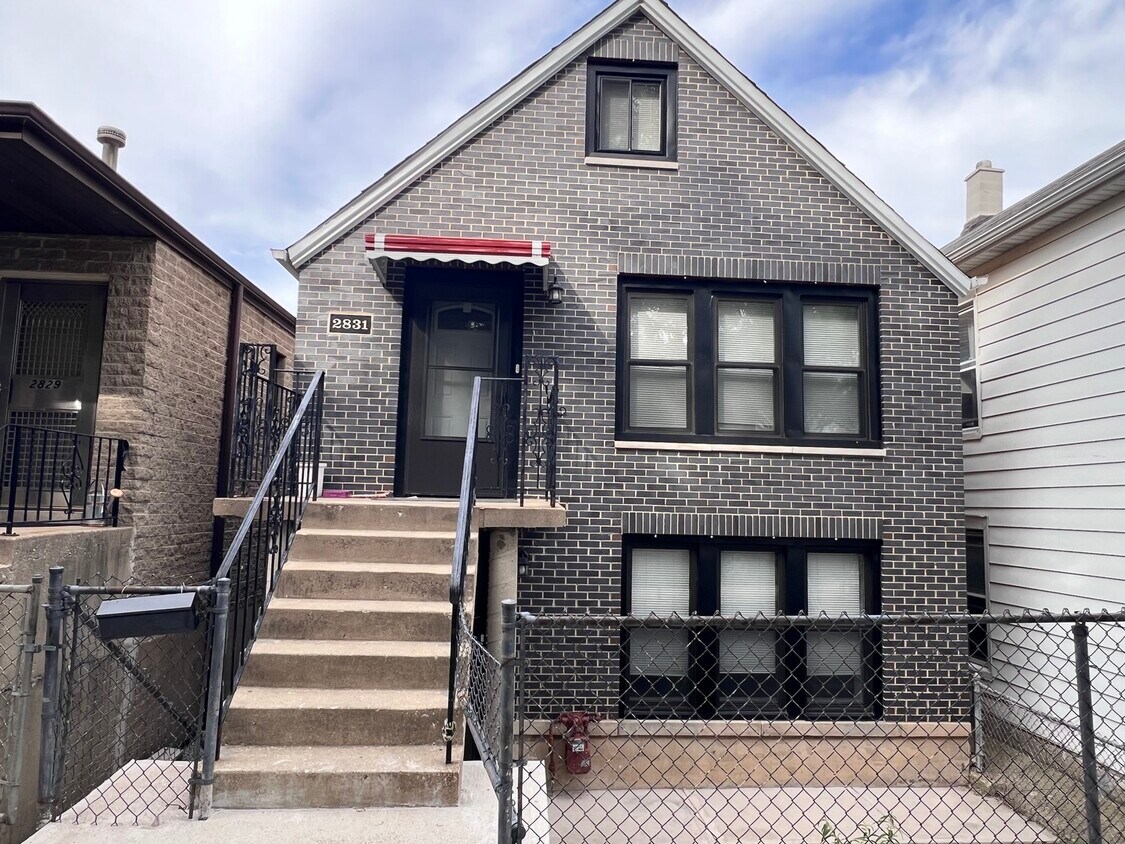 Foto principal - 2831 S Quinn St