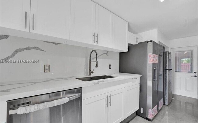 Foto del edificio - 20010 SW 123rd Dr