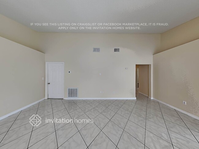 Building Photo - 129 Rollins Dr