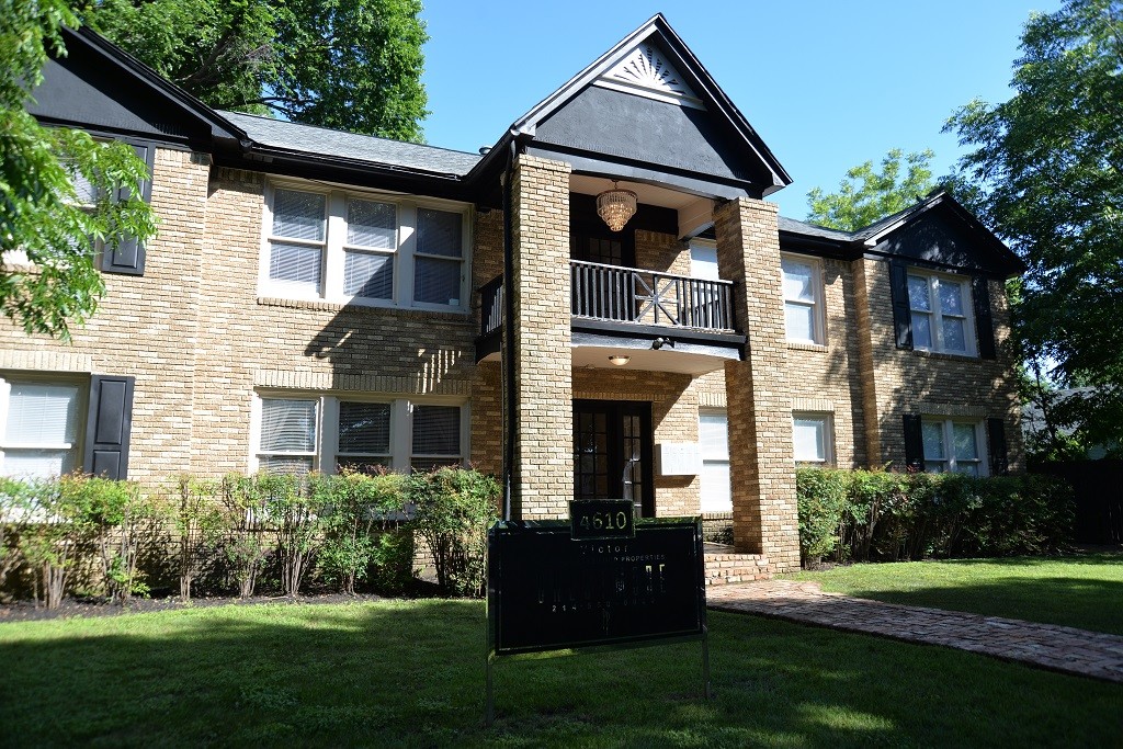4610 Victor - CRESTMORE - CRESTMORE