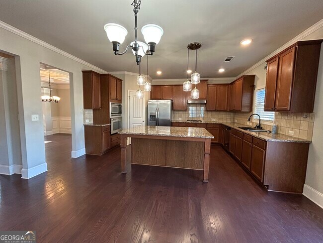 Building Photo - 611 Ceremony Way